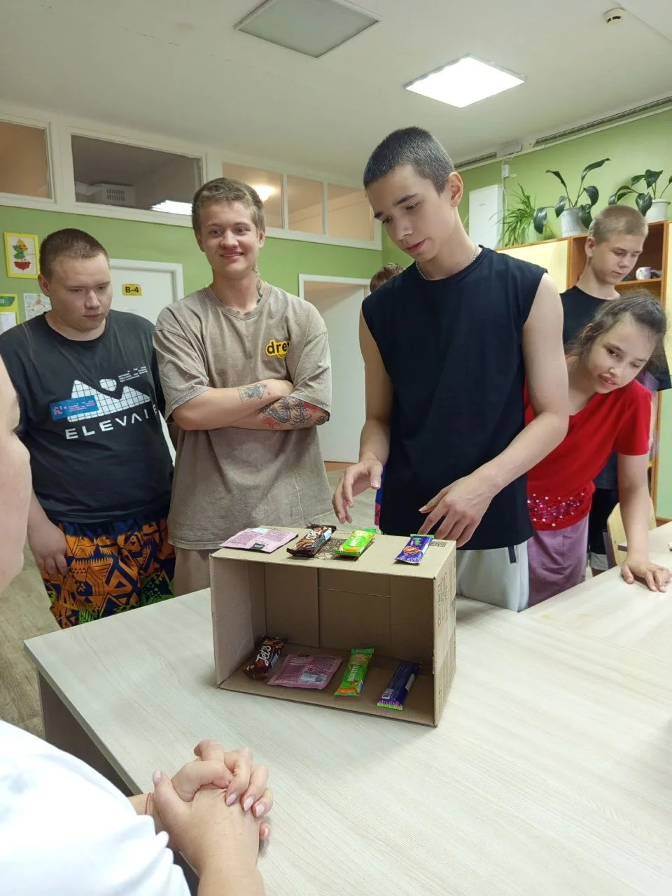 🎲 Развиваем память, внимание, логику и мышление — сыграли с ребятами в отличную игру!

🏆 Победител