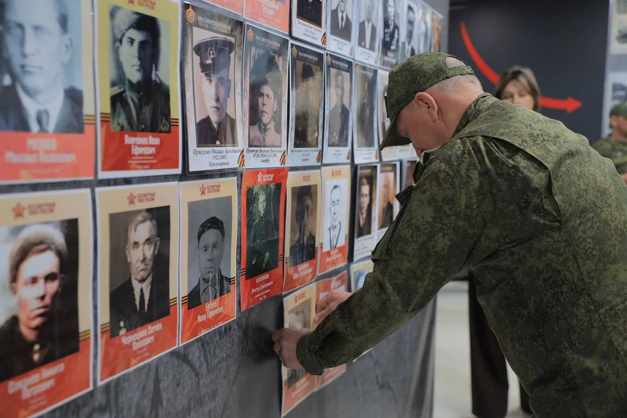🔥«Бессмертный полк» в День Победы объединил более 335 тысяч кузбассовцев   В 2026 году акция «Бессме