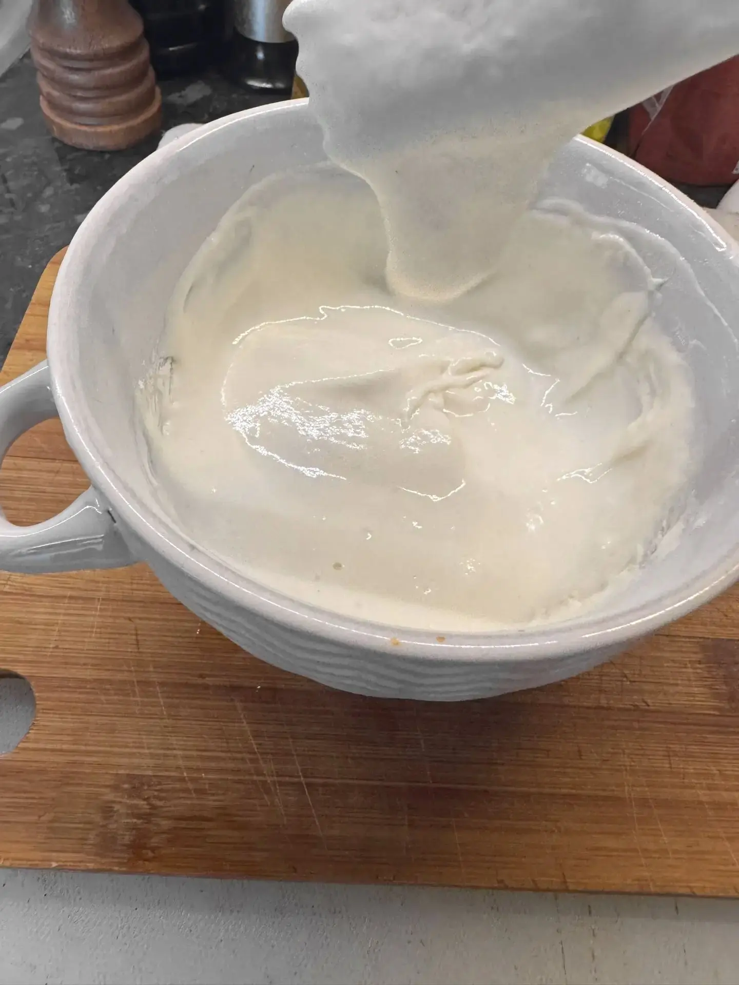 Ловите кляр, который не отслаивается. Прям вообще не отслаивается от продукта, как это очень часто б