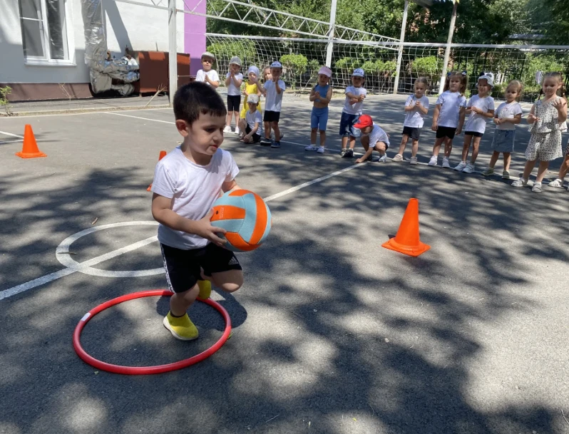 ☀️День спортивных игр в детском саду — это веселье, соревнования и море позитивных эмоц...