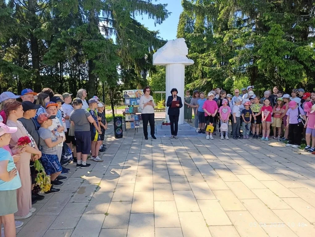 Читаем Пушкинские строки             
6 июня, в день рождения великого поэта и основоположника совре