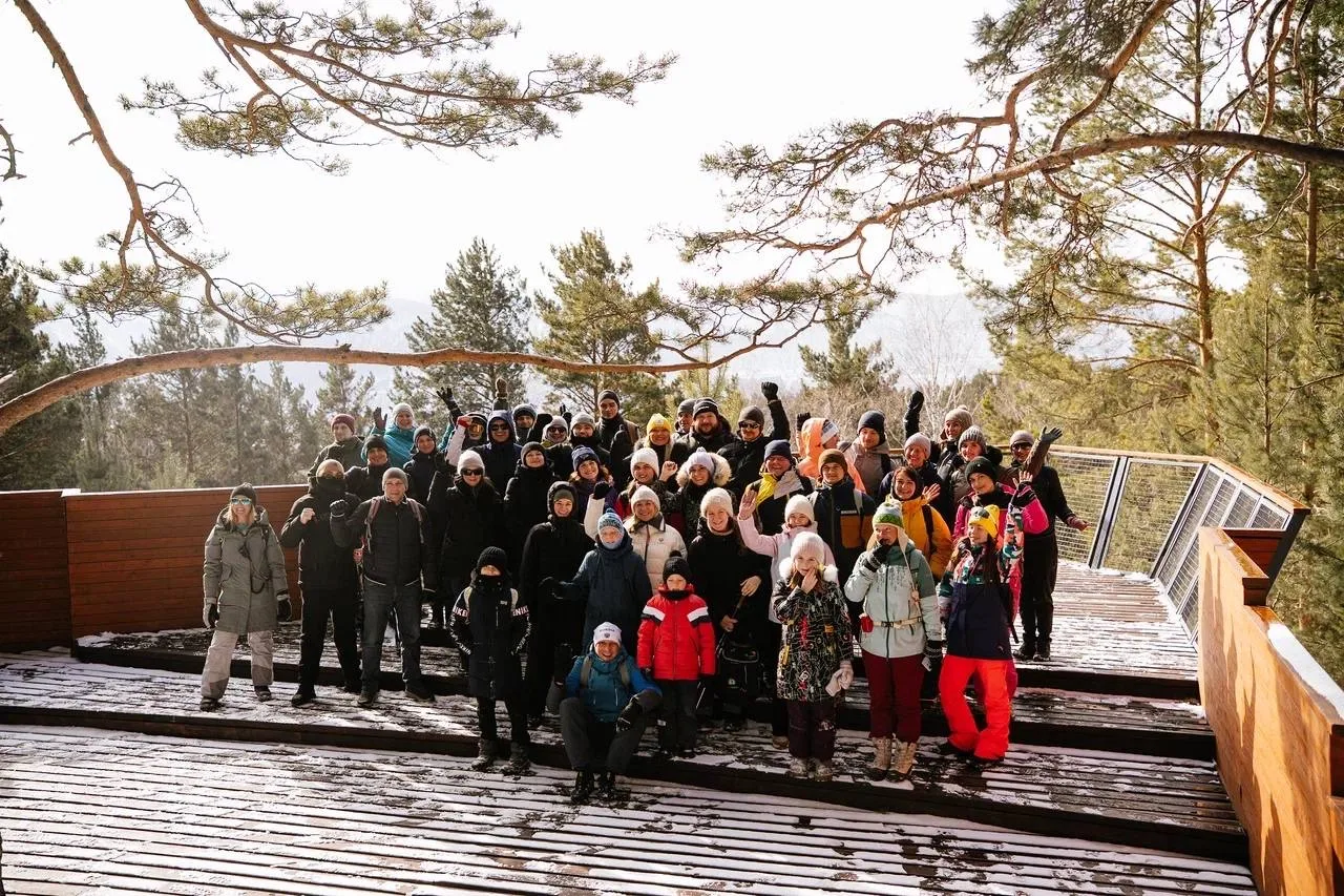 🍂 Делимся эмоциями с хайкинга в «Гремячей гриве»!  👍 В минувшую субботу более сорока наших коллег от