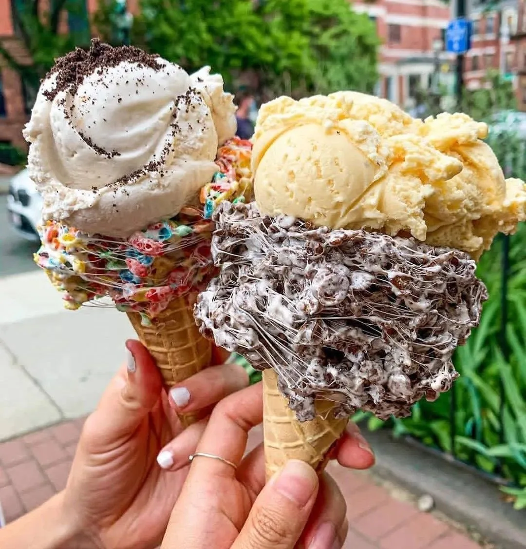 🍦 Сегодня отмечается Всемирный день мороженого.
Поздравьте того, кого хотели бы угостить.