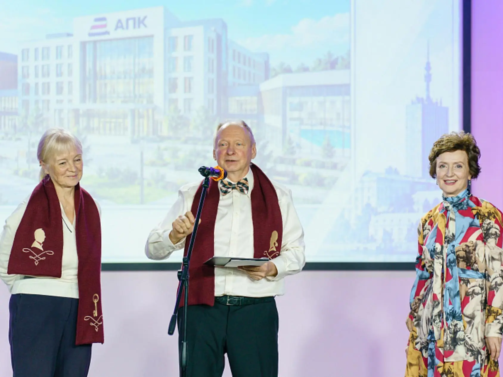 Архангельский педколледж имени Шаниной отпраздновал 95-летие