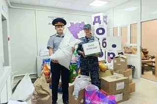 Сотрудники УИС передали корм и товары для бездомных животных в Ульяновске

Помощь собрали для пункта