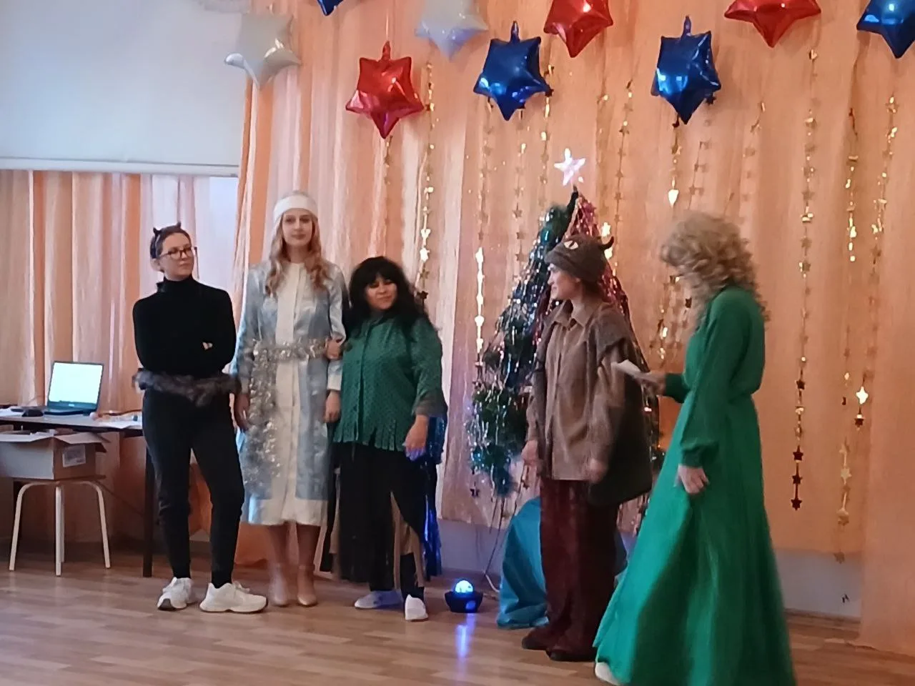 🌲Сегодня прошёл традиционный новогодний праздник, полный музыки, улыбок и настоящего ч...