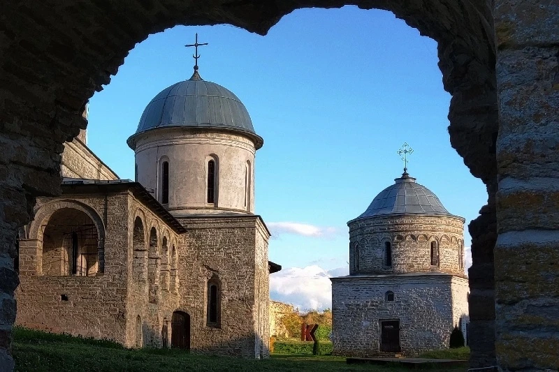 🏰 Стражи Севера: Ивангород, Ям, Копорье