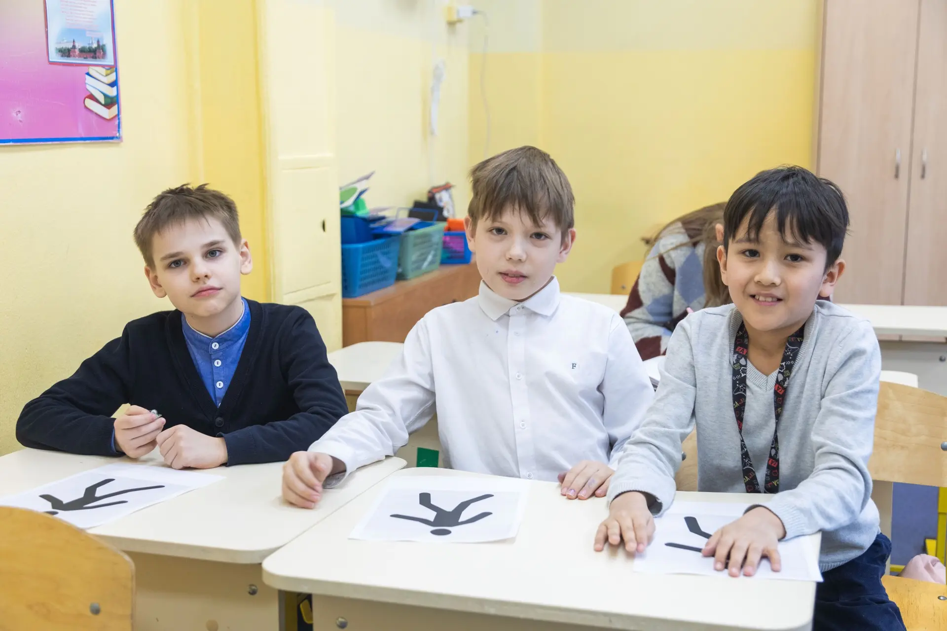 Безопасность на дорогах 🚘  Юные экологи и знатоки природы из клуба "ЭкоПресня" провели для учеников 