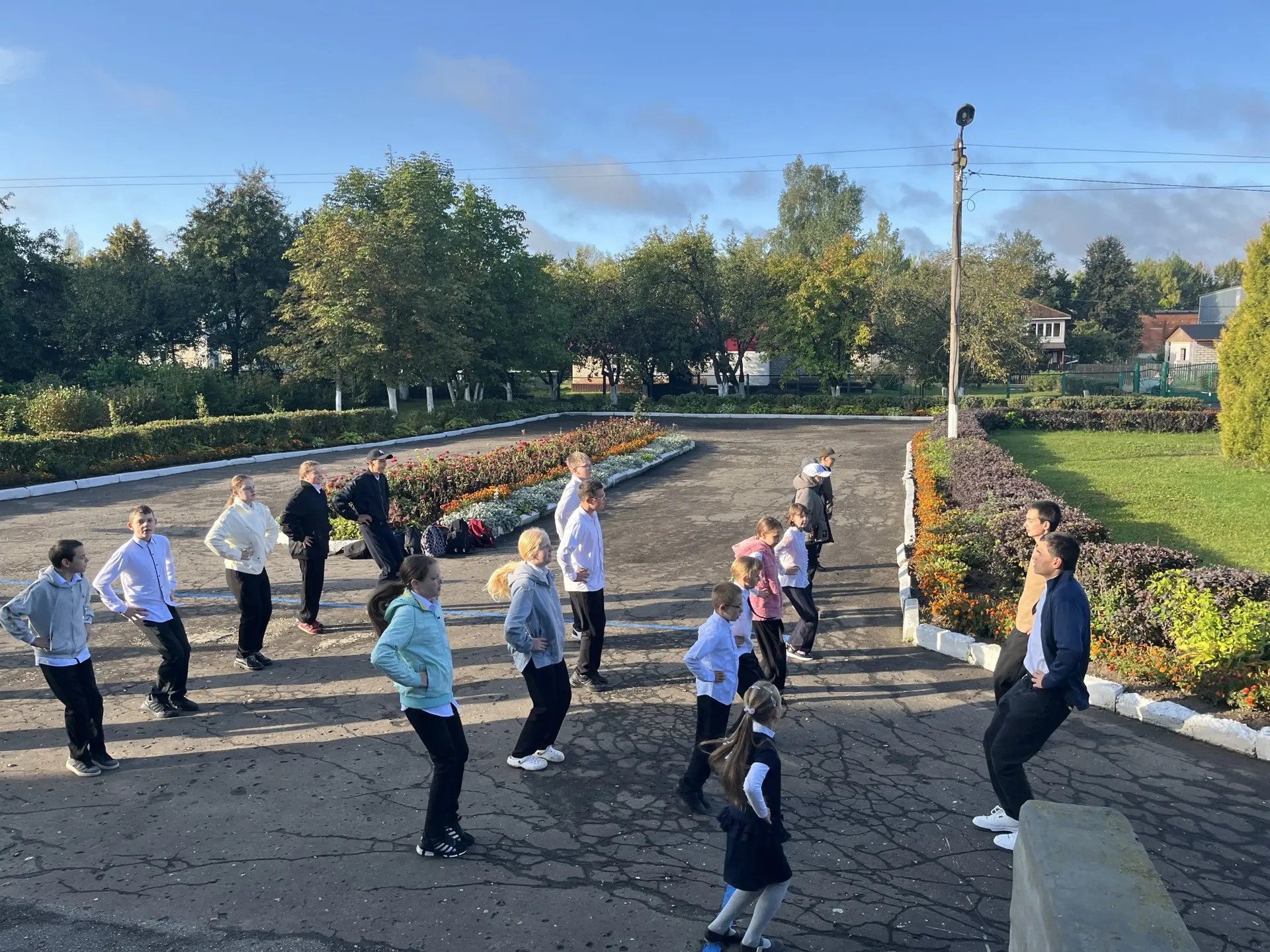 🏃‍➡️🏃‍♂️‍➡️Бегом на зарядку!