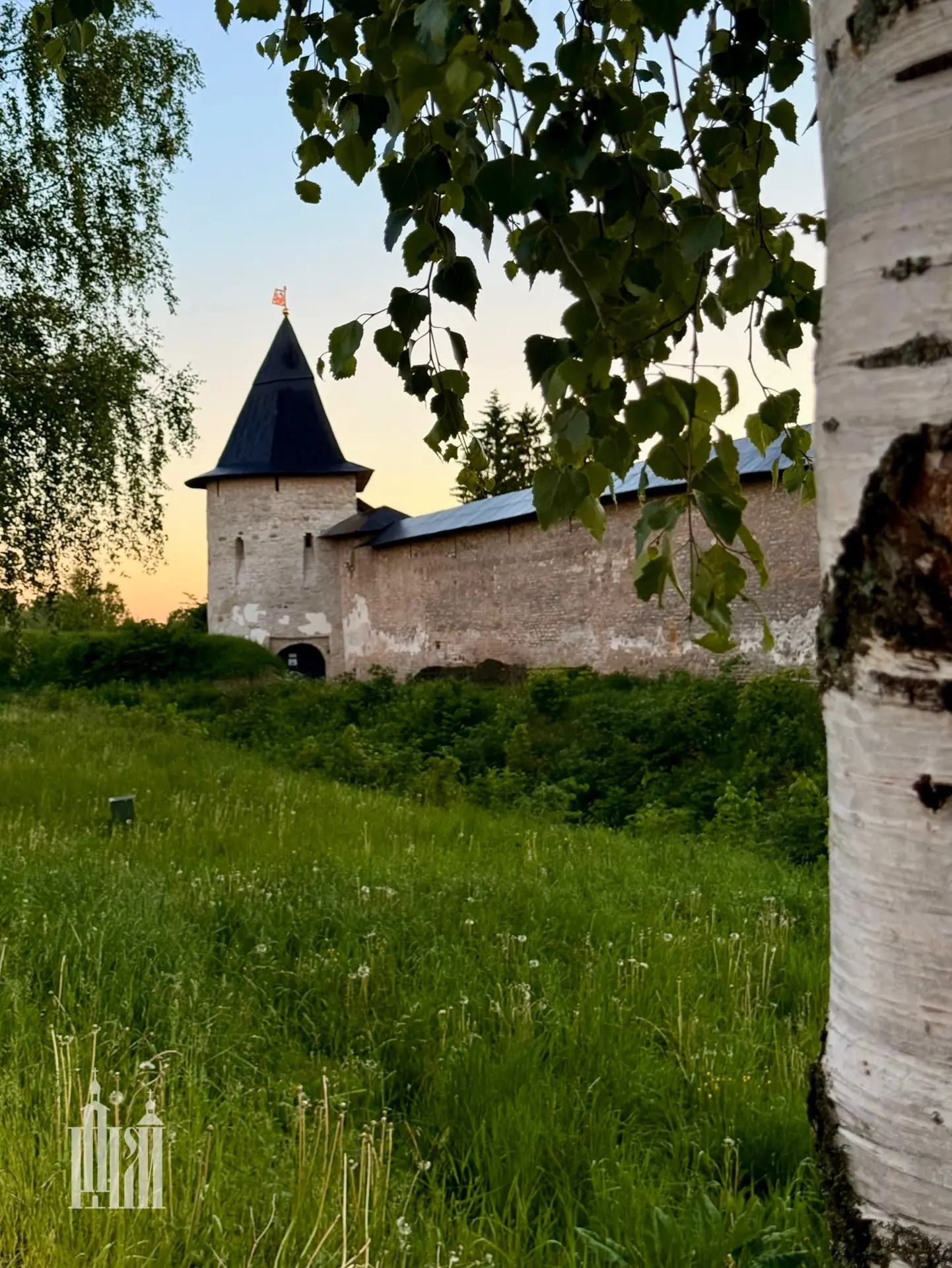 🖋️Помни: один Бог знает все мои грехи и немощи, и я выну пред Ним — будь в сем чувстве, вспоминай с