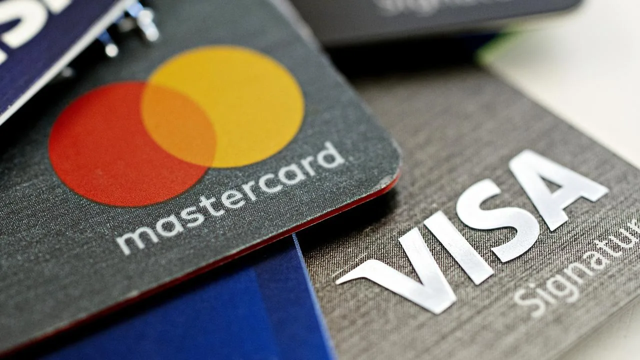 С онлайн-платежами с Visa и Mastercard будут проблемы