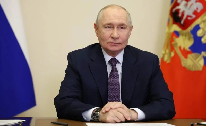 Середюк поздравил Путина с днем рождения. Губернатор Кузбасса поблагодарил президента з...