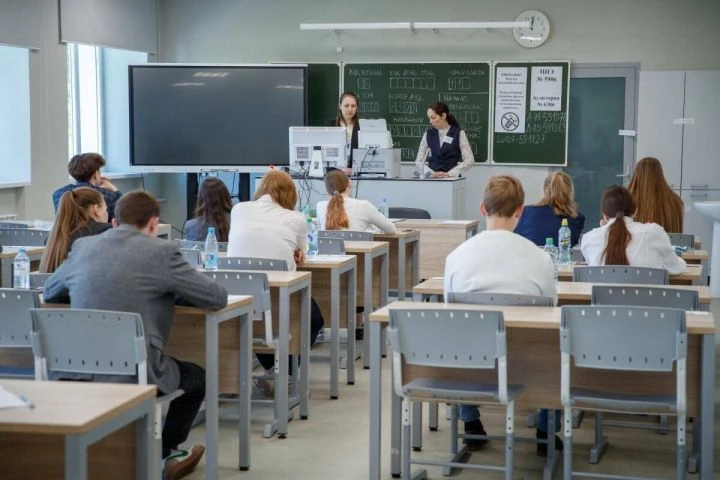Тугызынчы сыйныф укучылары өчен дәүләт йомгаклау аттестациясе (ГИА-9) башланды