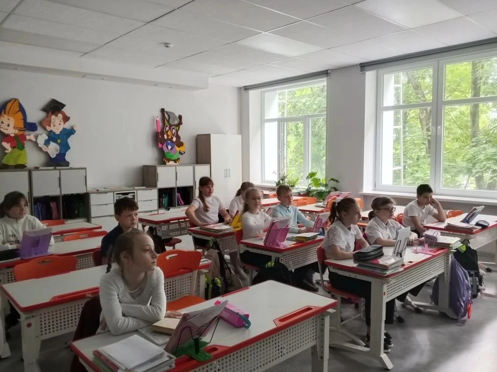 Сегодня прошло заключительное занятие цикла «Разговоры о важном».  За этот год мы обсуждали многое: 