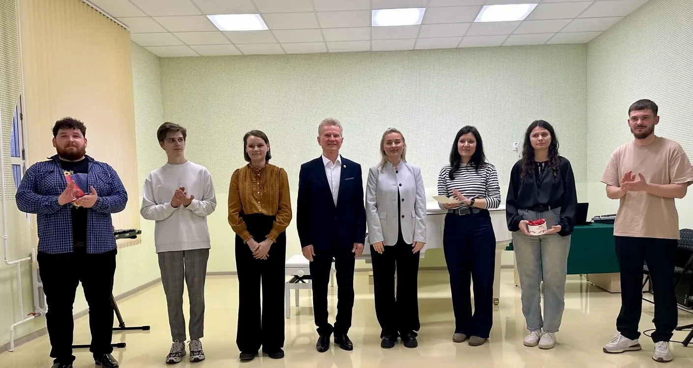 Отчётный концерт «Весенний перезвон» — музыка весны, радости и вдохновения! 🌷