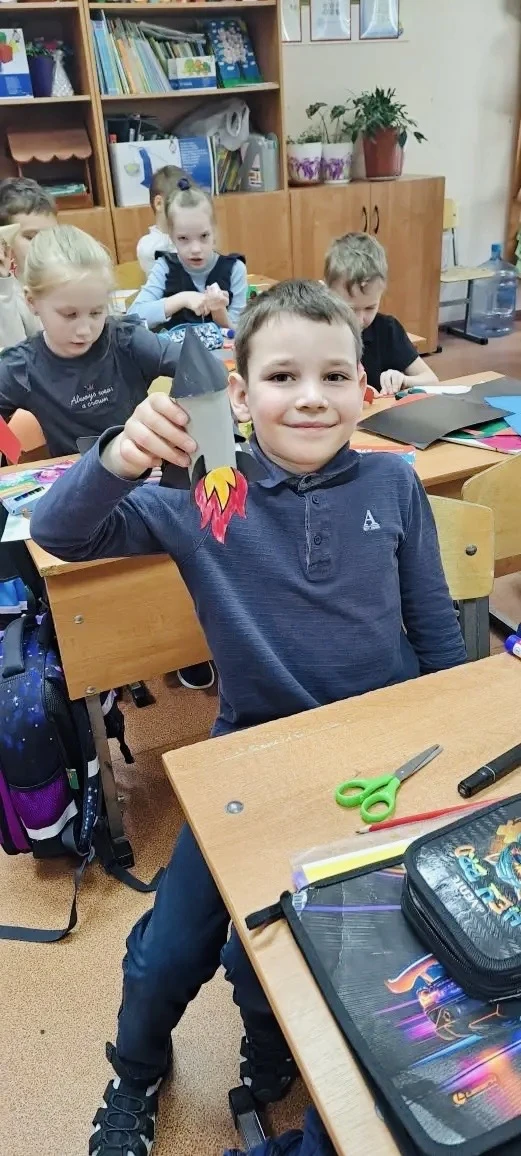 12 апреля отмечается День космонавтики! 🚀🪐✨  🦅🇷🇺 В рамках всероссийской акции «Путь в космос» Орлята