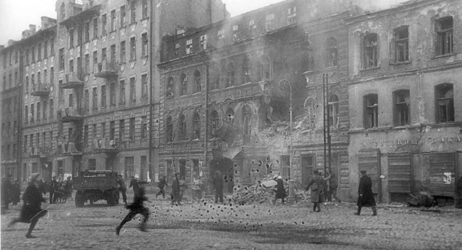 22 января   1440  В Москве родился Великий князь московский Иван III – великий собиратель русских зе