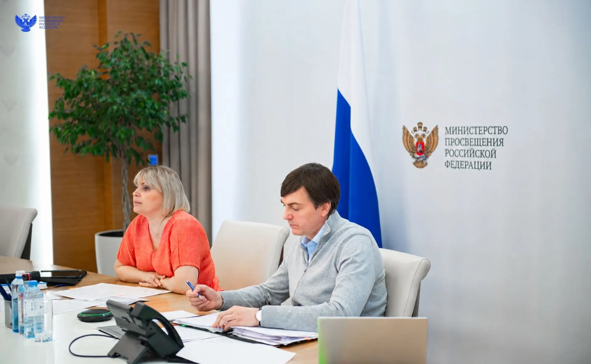 ✅ Сергей Кравцов совместно с членами ВЭПС обсудил итоги 2025/26 учебного года.