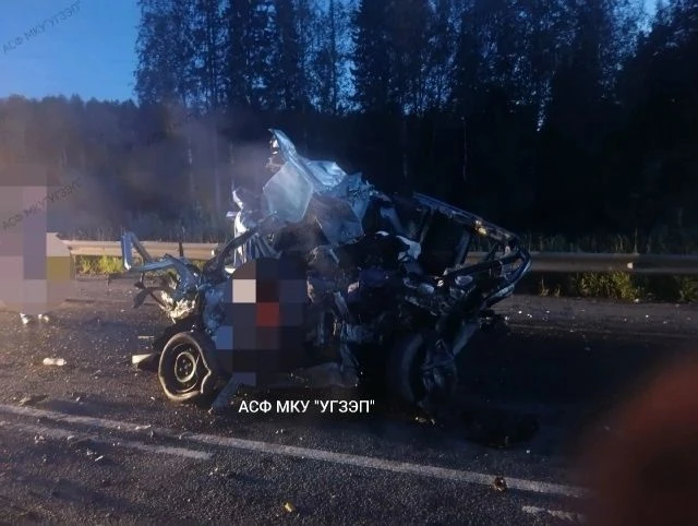 Под Краснокамском в ДТП с фурой погиб водитель Toyota