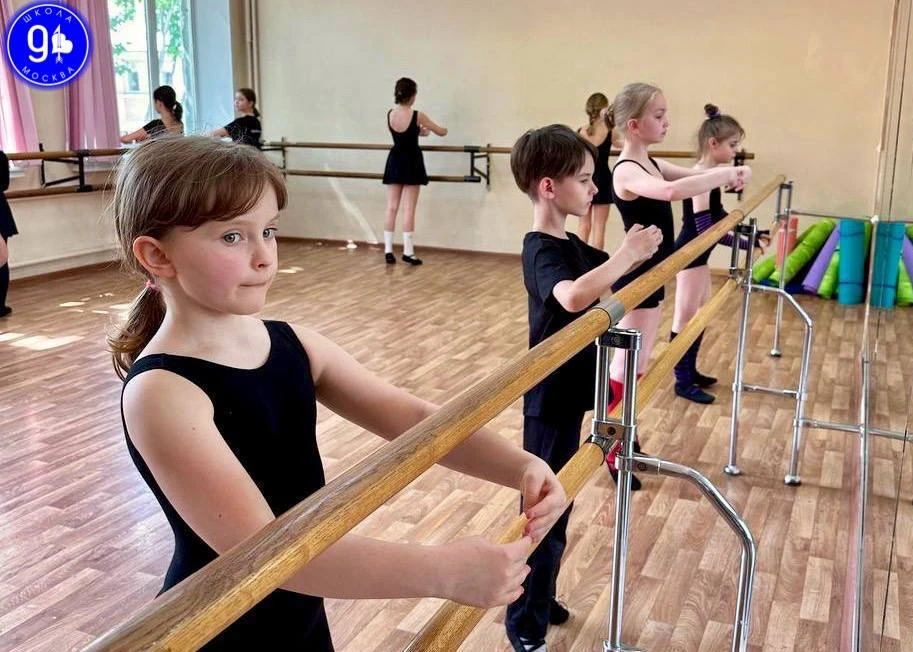 Поступаем в Театральную школу – начинаем творческий путь вместе!   ✨Наша Театральная школа проводит 