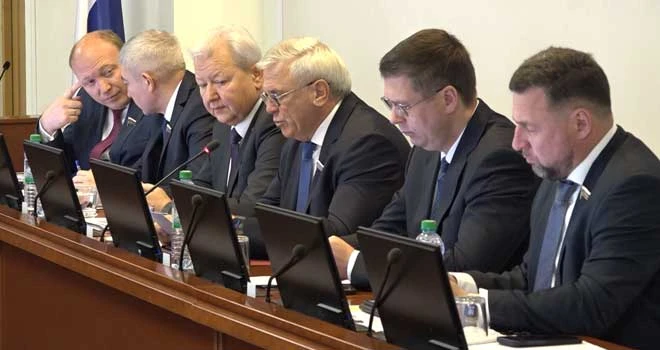 Заксобрании Нижегородской области сформированы составы и определены председатели профил...