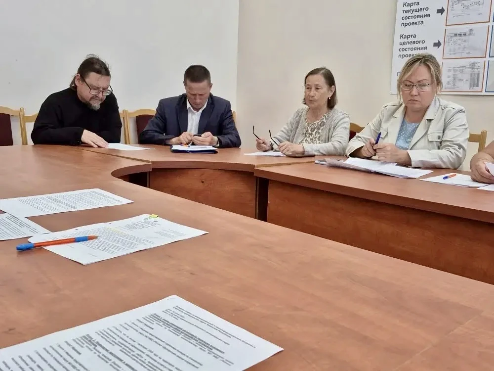 🤝 30 июня в малом зале администрации Аликовского округа состоялось заседание Совета по...