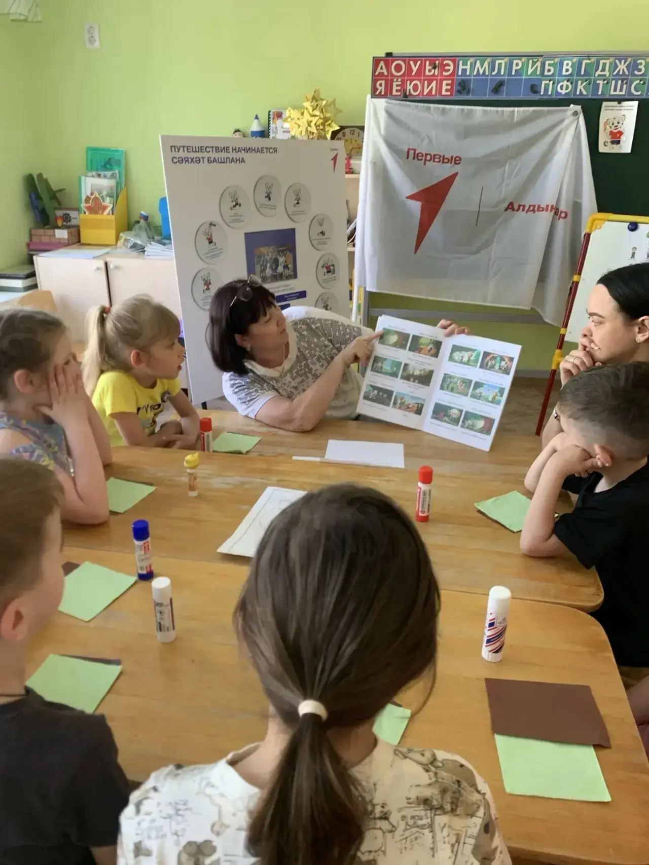 Наше будущее — в надежных руках! 🌟Сегодня наши выпускники вместе с родителями торжеств...