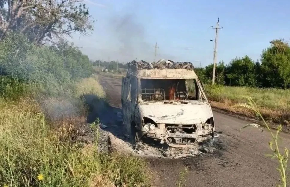 *КУСТ-3*

Пару дней назад под вражеский огонь попал наш РЭБ автомобиль под названием «КУСТ-3». 
К со