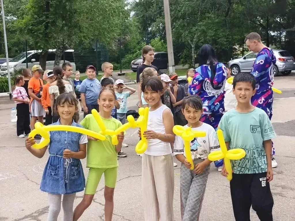 🎉 Новости пришкольного лагеря: праздник в честь Дня семьи, любви и верности! 🎉

8 июля в нашем при