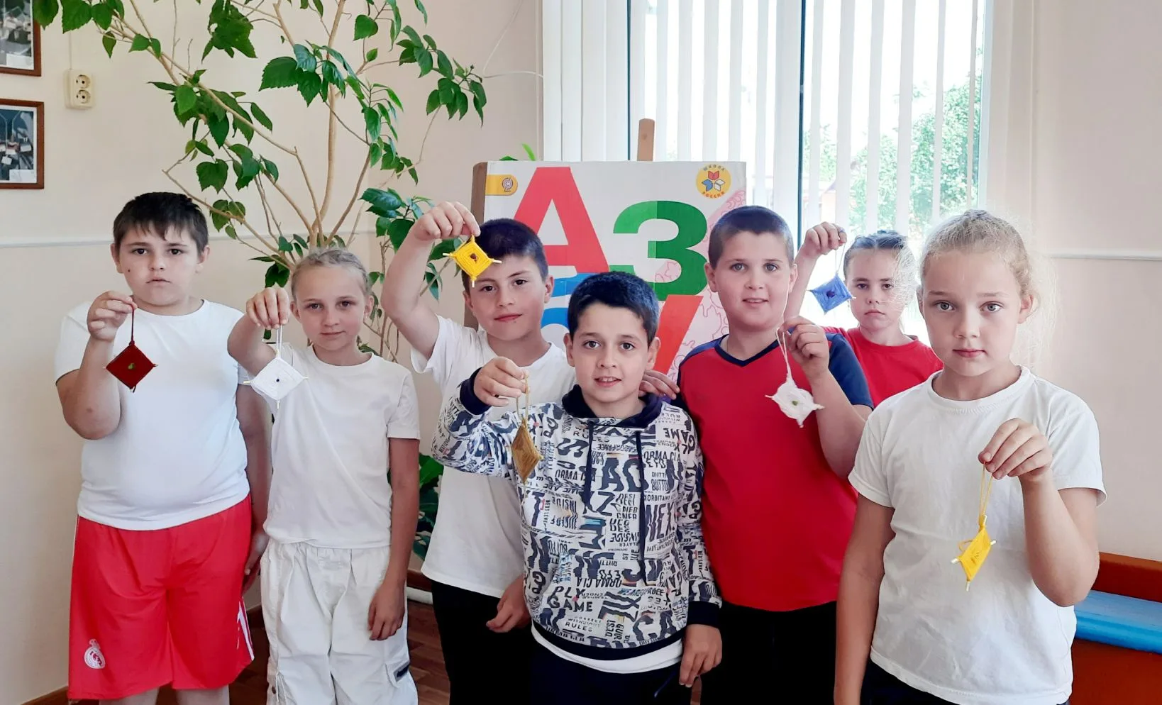 🌟Лето – время ярких эмоций! 🌞

📌 МБУ ДО ЦВР "Мир Лабы" ждет всех на летней фантазии!"😉

✨ В рамк