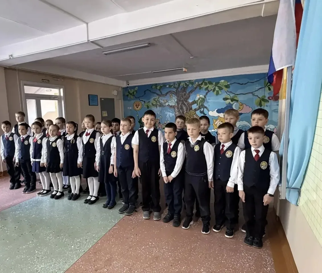 18 мая во вторых и третьих классах состоялись торжественные линейки по итогам учебного года. Отлични