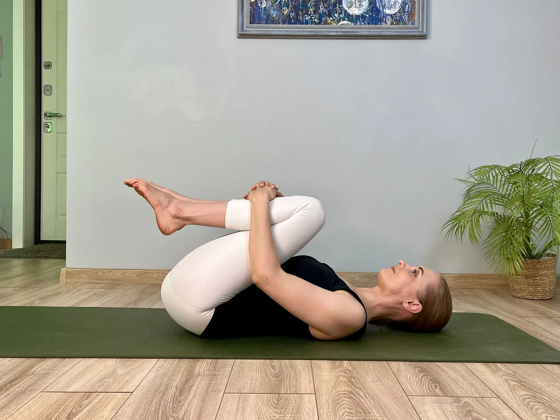 Пусть все тревоги заберут позы йоги: как успокоиться за 4 минуты 🧘‍♀️   Милые, знакомо ли вам это со