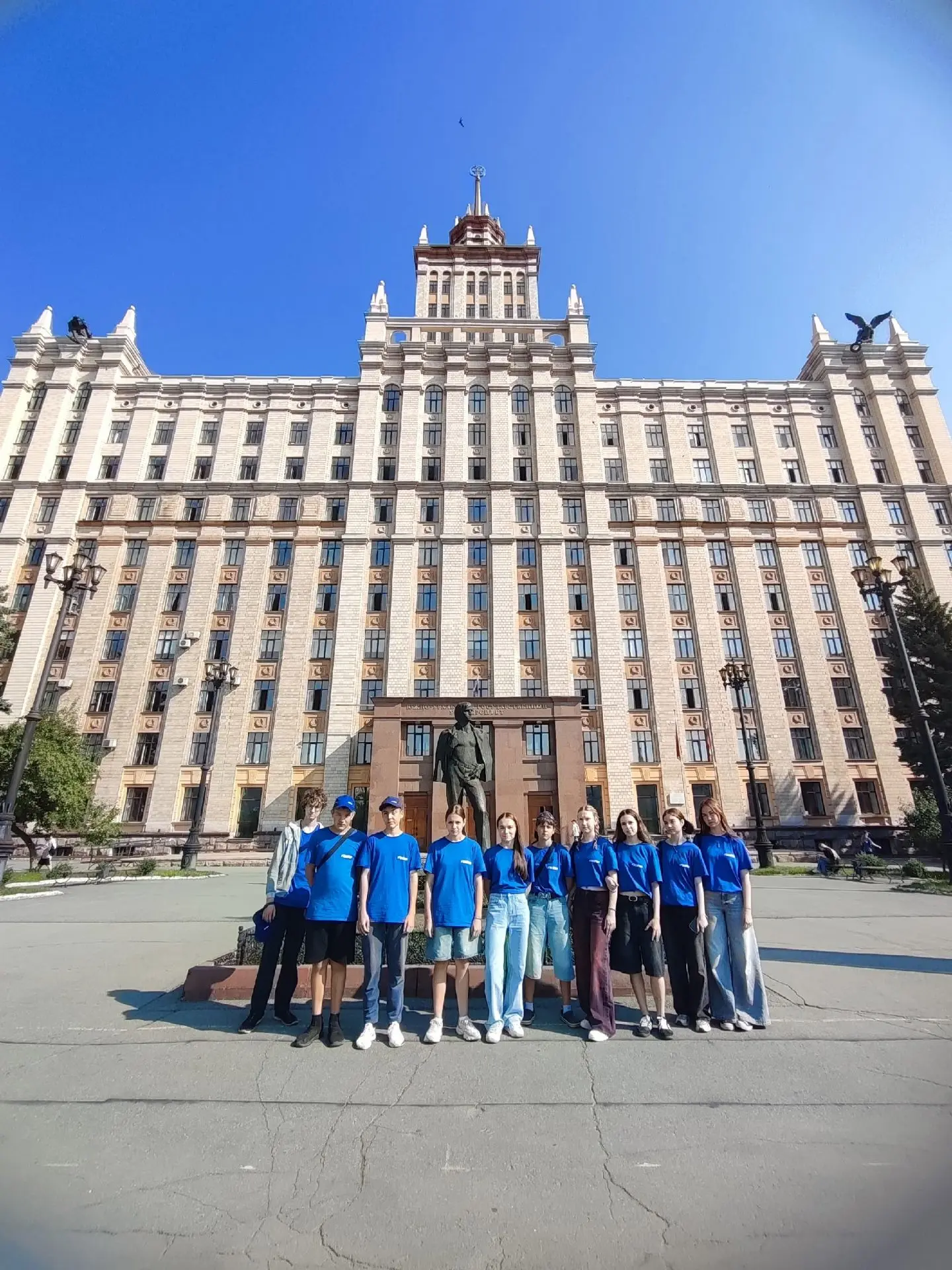 День открытий в ЮУрГУ! 🚀🔧

22 июля трудовой отряд «Инициатива» отправился на увлекательную экскурс