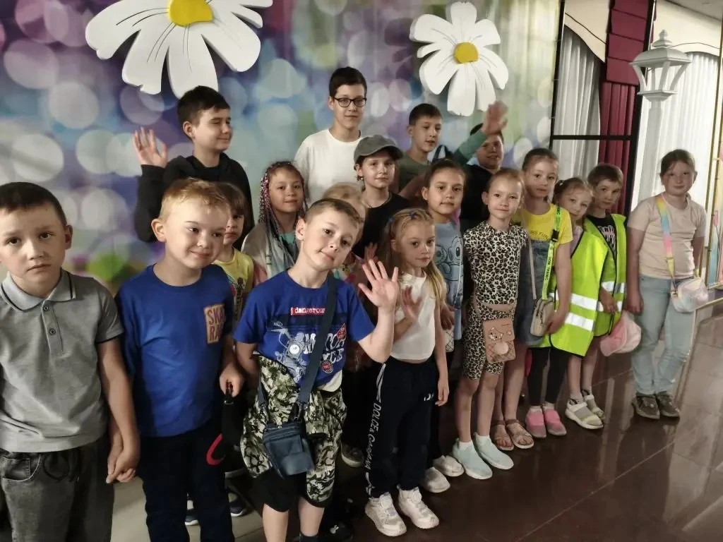 🎭✨ «ДА ЗДРАВСТВУЕТ КУКАРЯМБА!»: ФАНТАЗИЯ ПРОТИВ ГАДЖЕТОВ