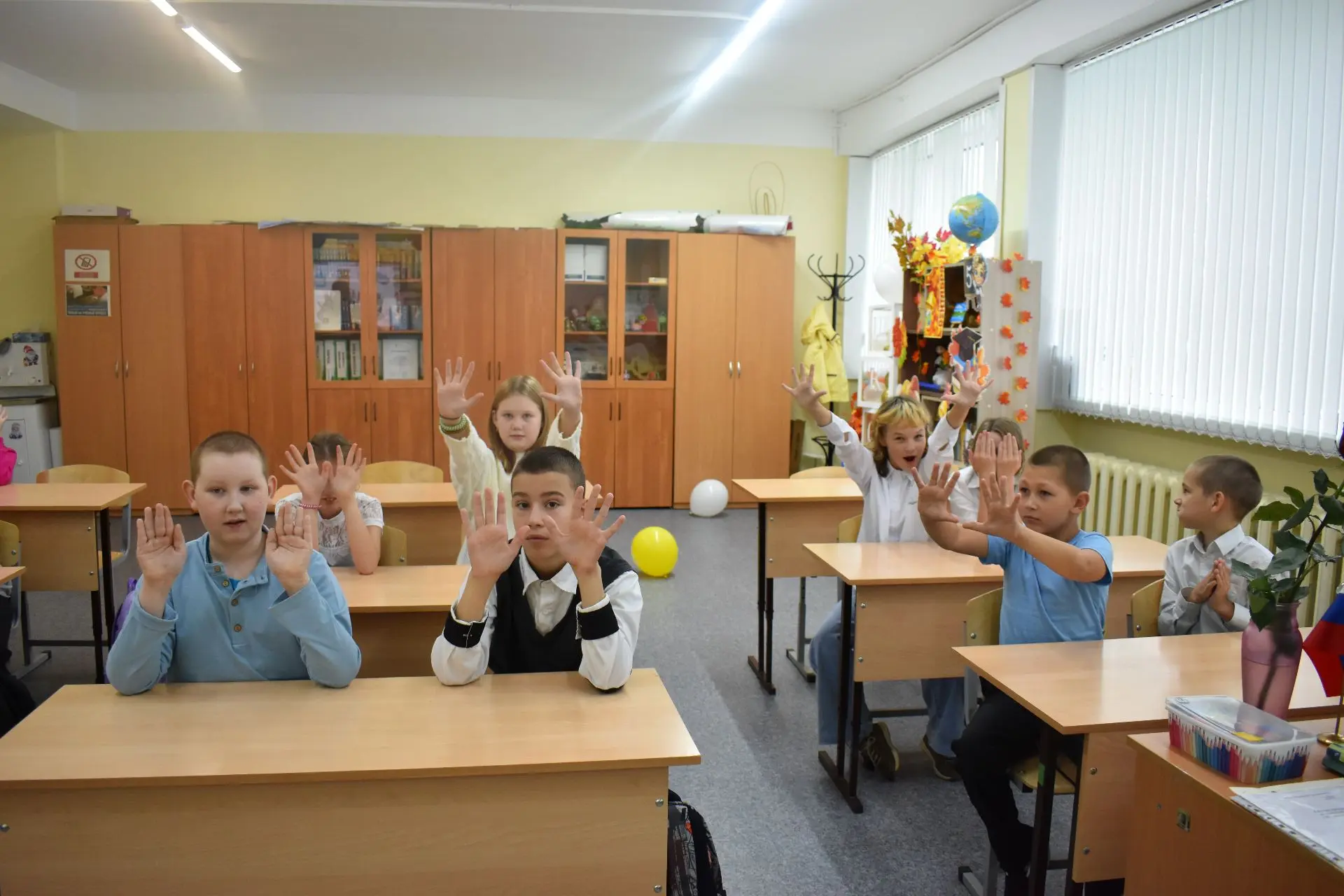 Школьные правила — это не скучно, а по-настоящему захватывающе! 🕵️‍♂️🎒Учебный год нач...