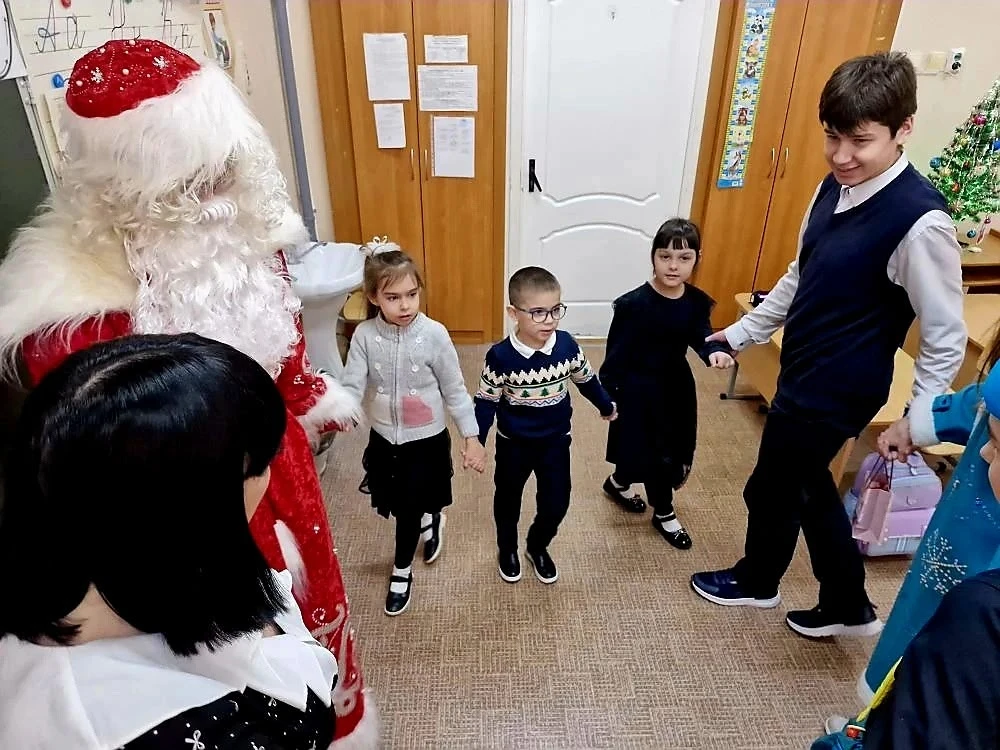 💫🪄🎄В преддверии Нового Года в нашей школе прошли особые внеурочные занятия «Мозаика зимних чудес. Но