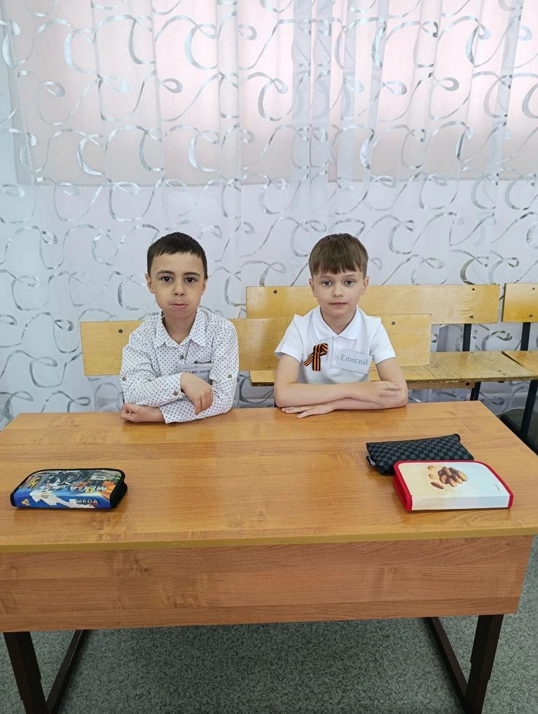 Сегодня в БОУ ДО "Центре детского творчества" кипела настоящая интеллектуальная битва! ...