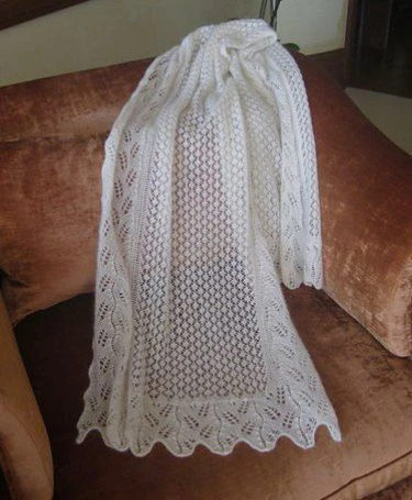 Нежный, ажурный палантин. Описание🧶