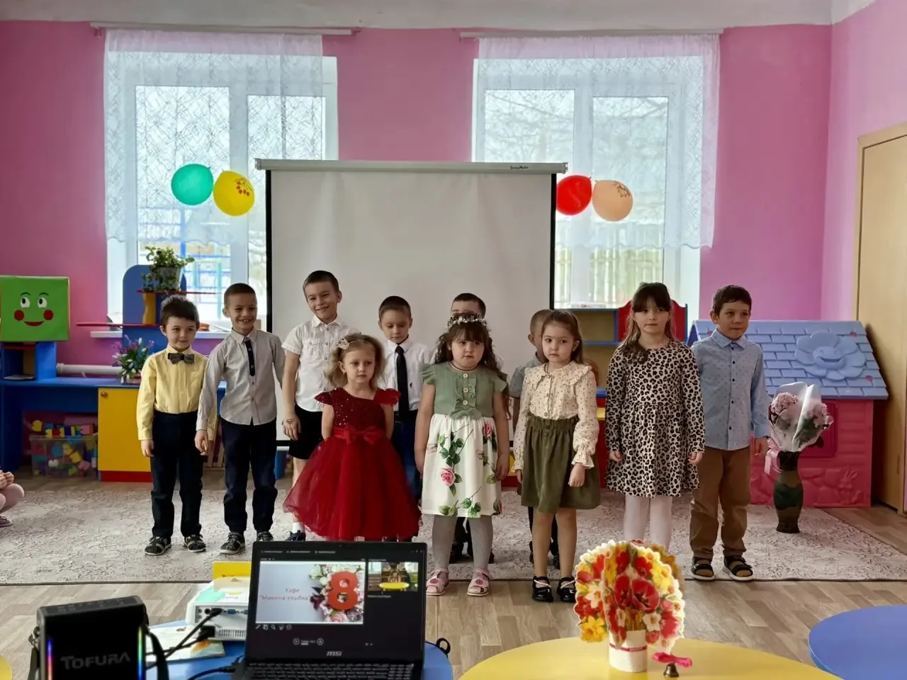 В нашем детском саду прошёл чудесный утренник, посвящённый Международному женскому дню ...
