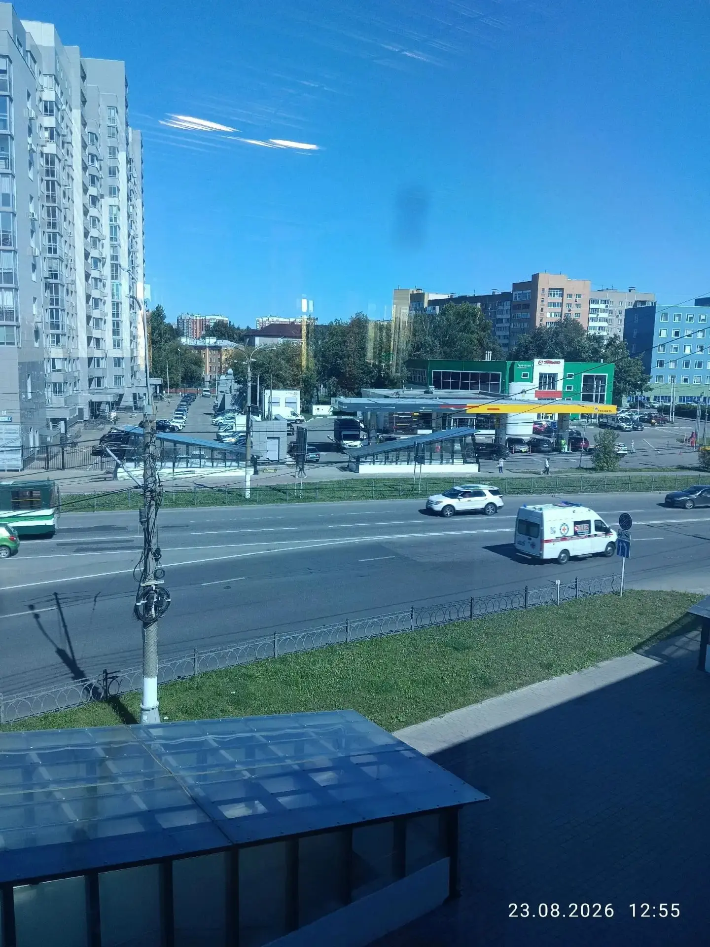 Минут 15 наблюдал за заправкой и что увидел. В большинстве случаев народ сам тупит. Был...