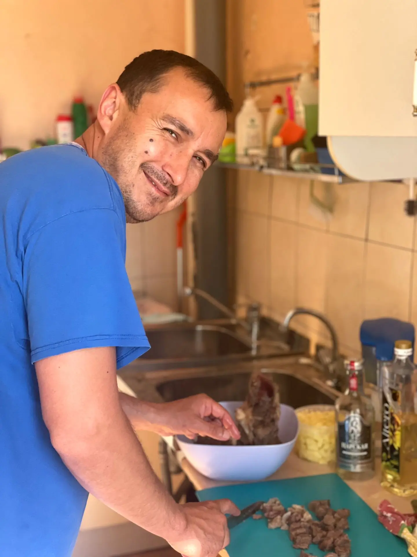 Может причина моего алкоголизма в том, что в детстве мне не говорили, что пить нельзя? Мне говорили,