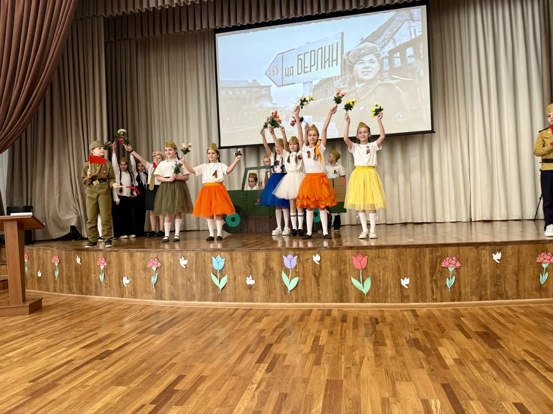 🎶 В нашей гимназии прошёл невероятный по эмоциональности фестиваль песен о Великой Отечественной вой