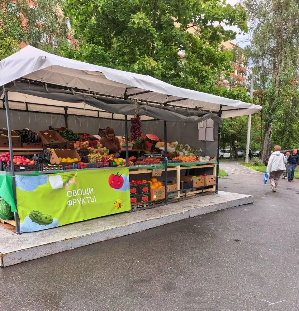 Купили арбуз в палатке на Дирижабельной улице (от Минсельхоза МО), отравились все, даже...