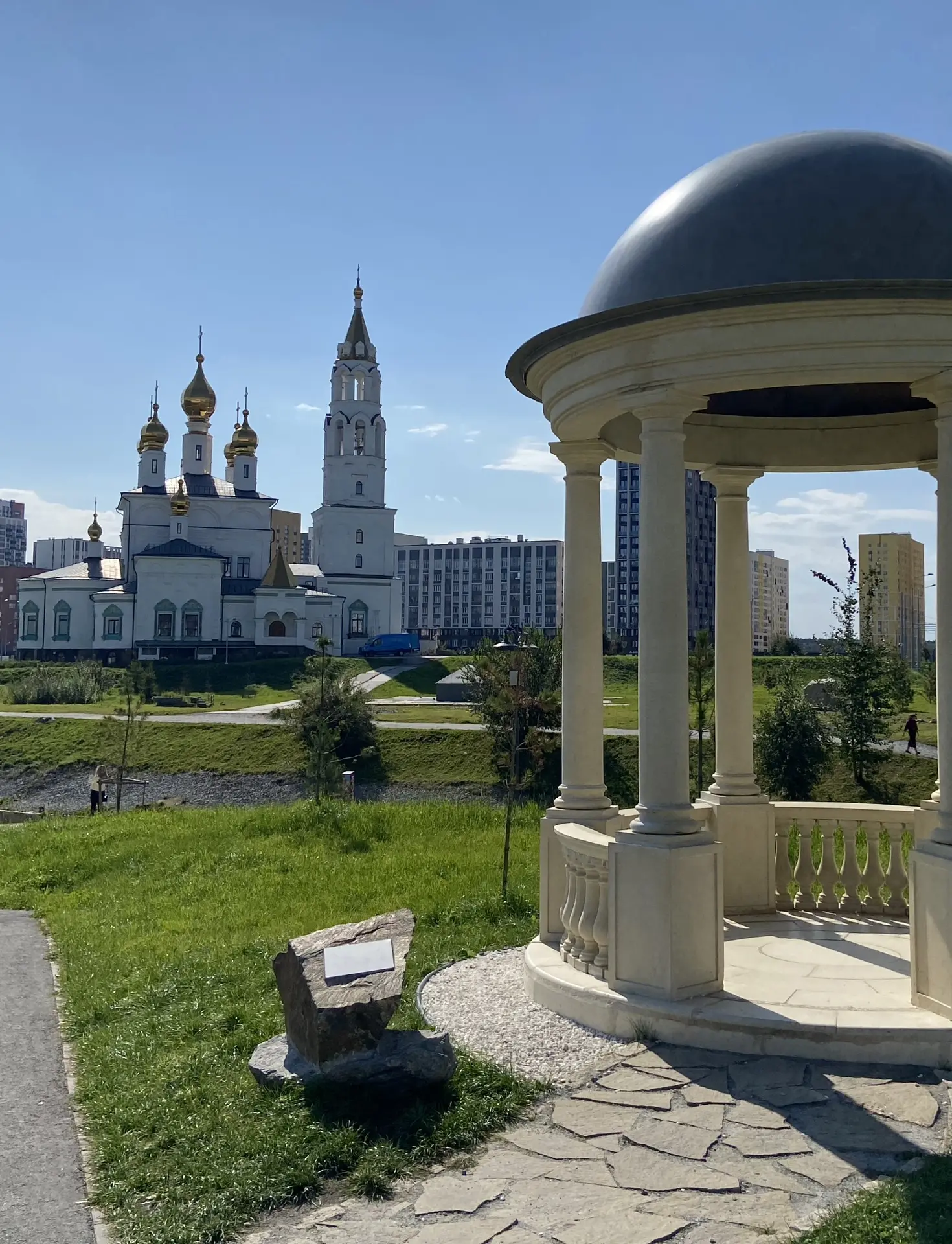 В город вернулось тепло ☀️