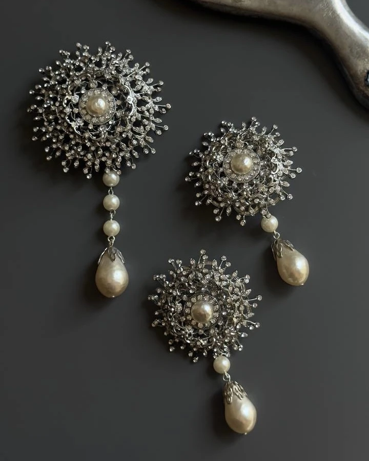 Украшения Ornella Bijoux дарят теплое ощущение преемственности, наследования чего-то ос...