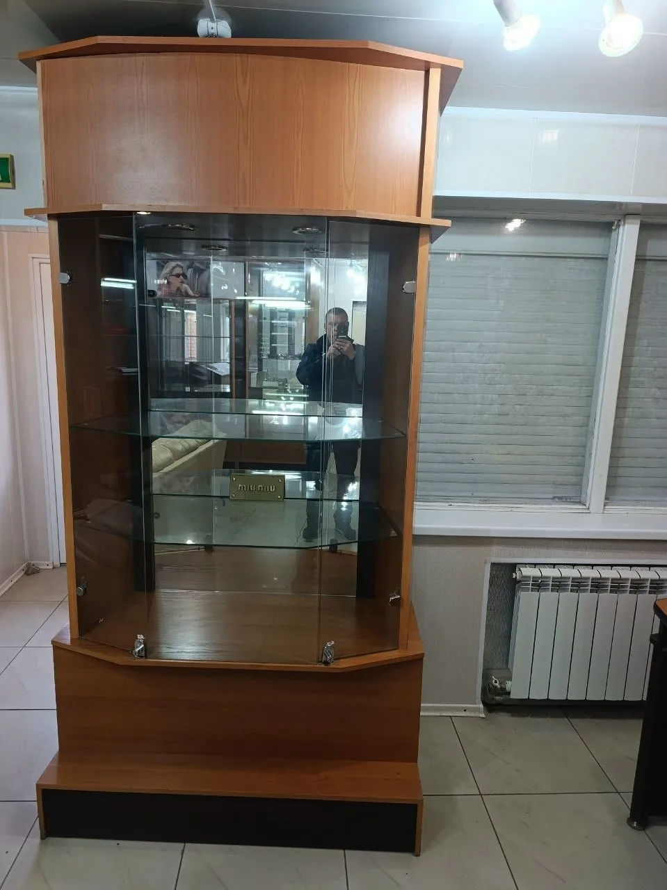 Витрины для магазина – отличное состояние!