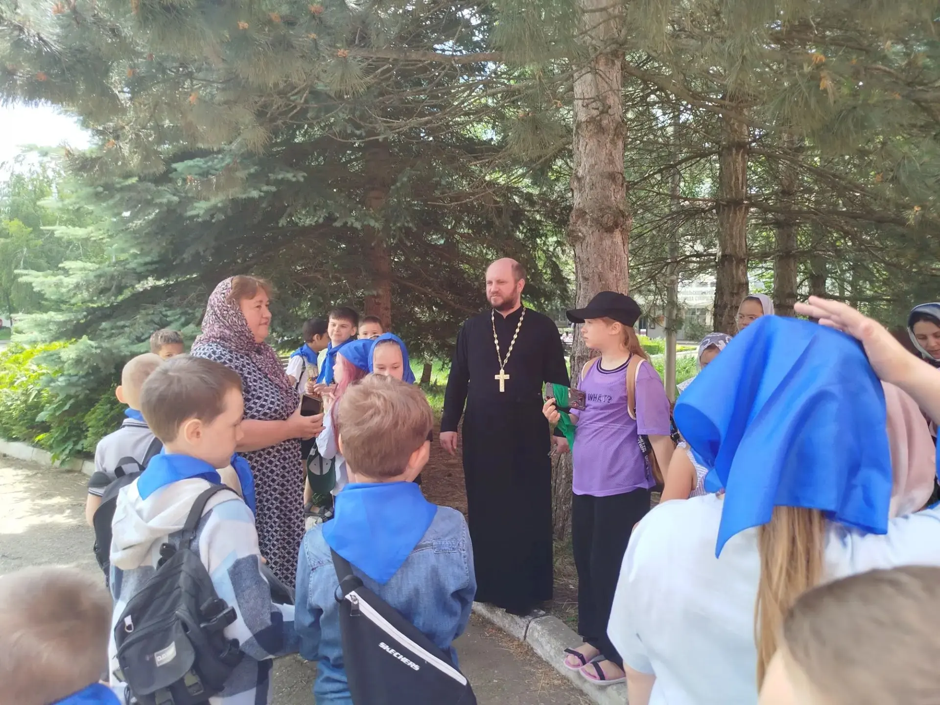 ⛪Сегодня воспитанники нашего пришкольного лагеря "Солнышко" совершили познавательный визит в  храм С