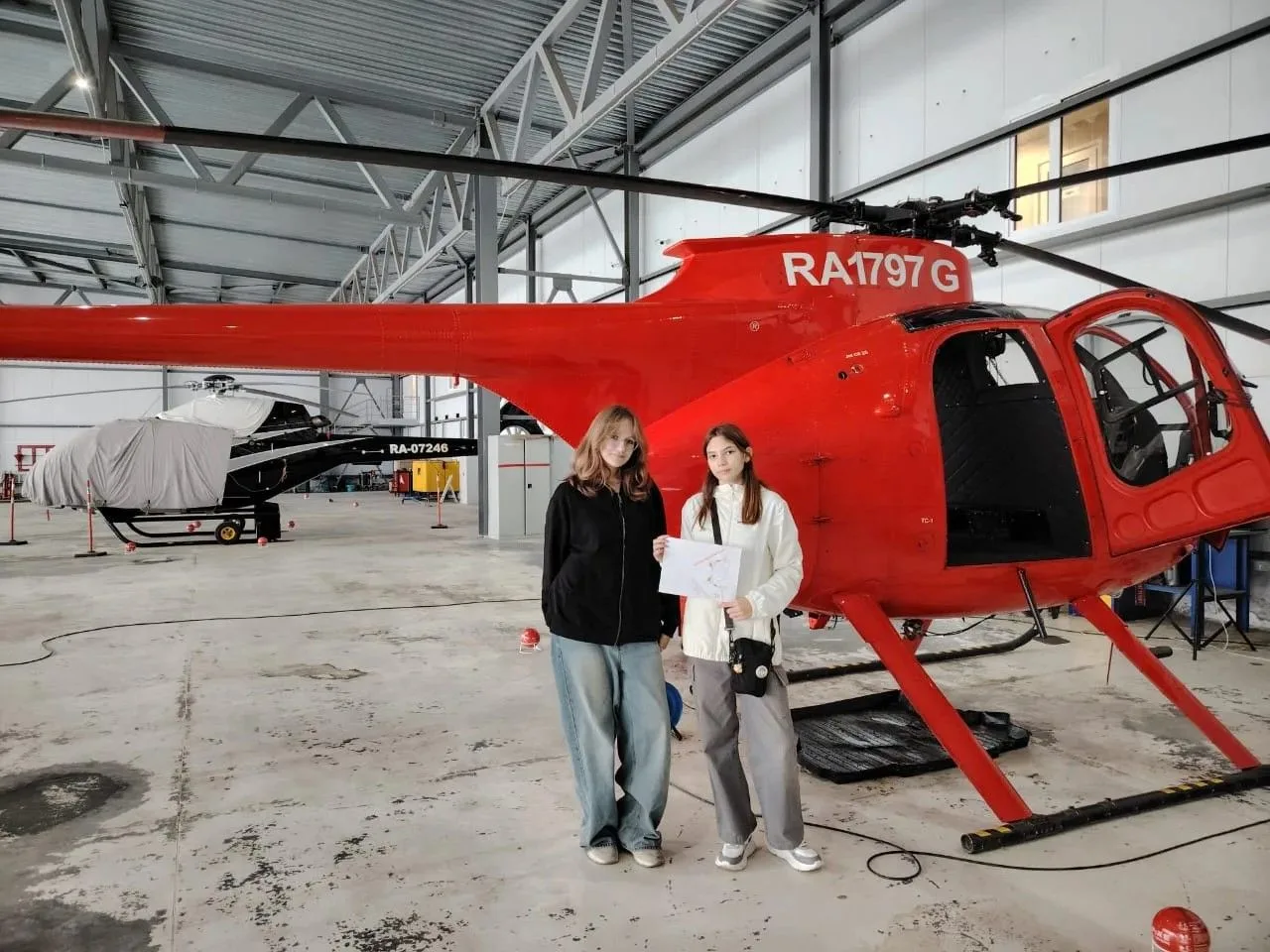 ✈ 7 "А" покоряет небо: экскурсия на аэродром «Азимут»  Романтика авиации, запах неба и настоящие сам