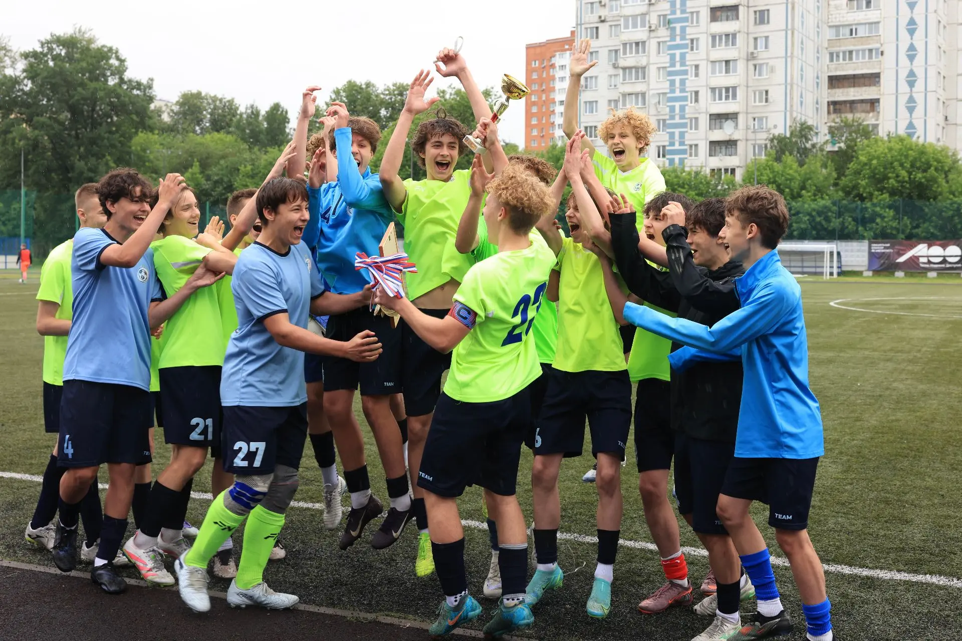 ⚽️ Королёвская команда «Металлист» выиграла мемориальный турнир по футболу, посвященный памяти леген