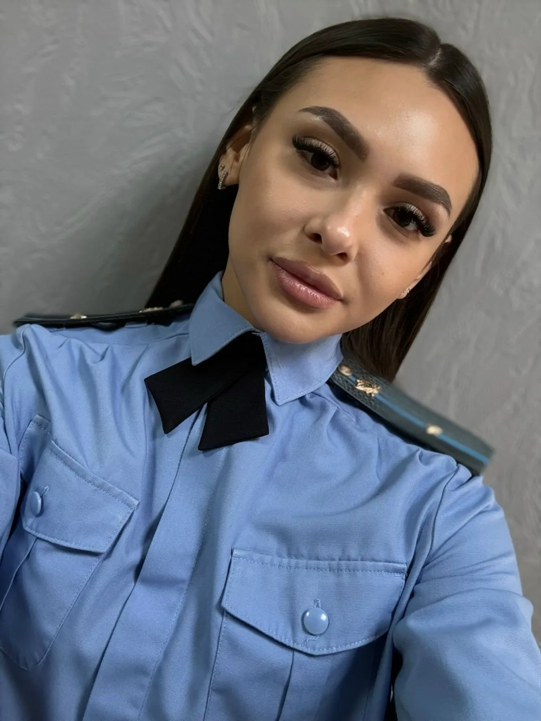 Победительниц праздничного фотоконкурса выбрали среди сотрудниц УФССП Забайкалья  В преддверии Между